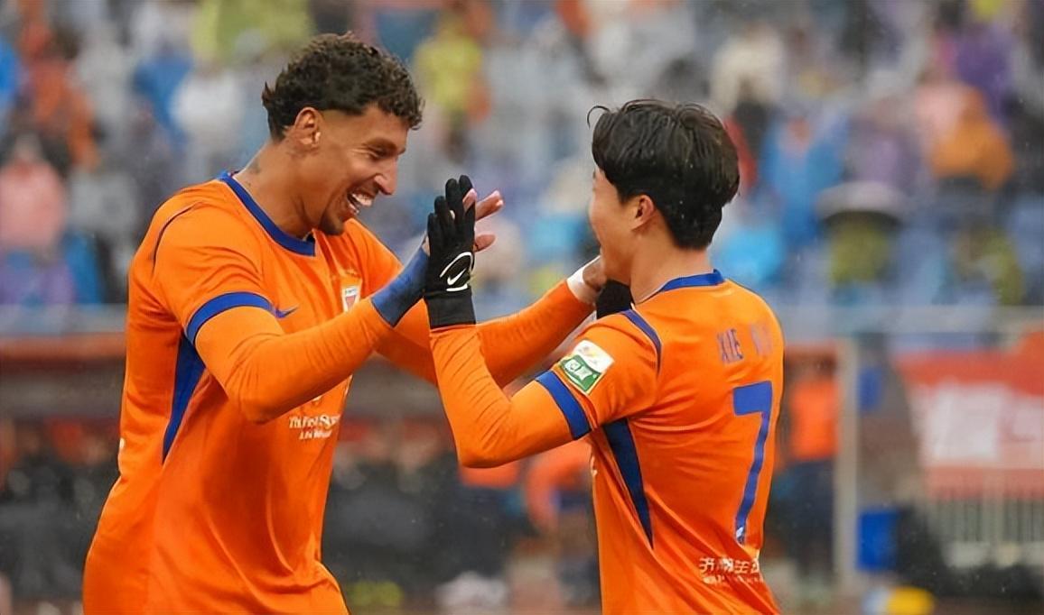 开云体育入口-喜讯！一场2：1让邵佳一喜添前场两大猛将，国足一短板可迎刃而解